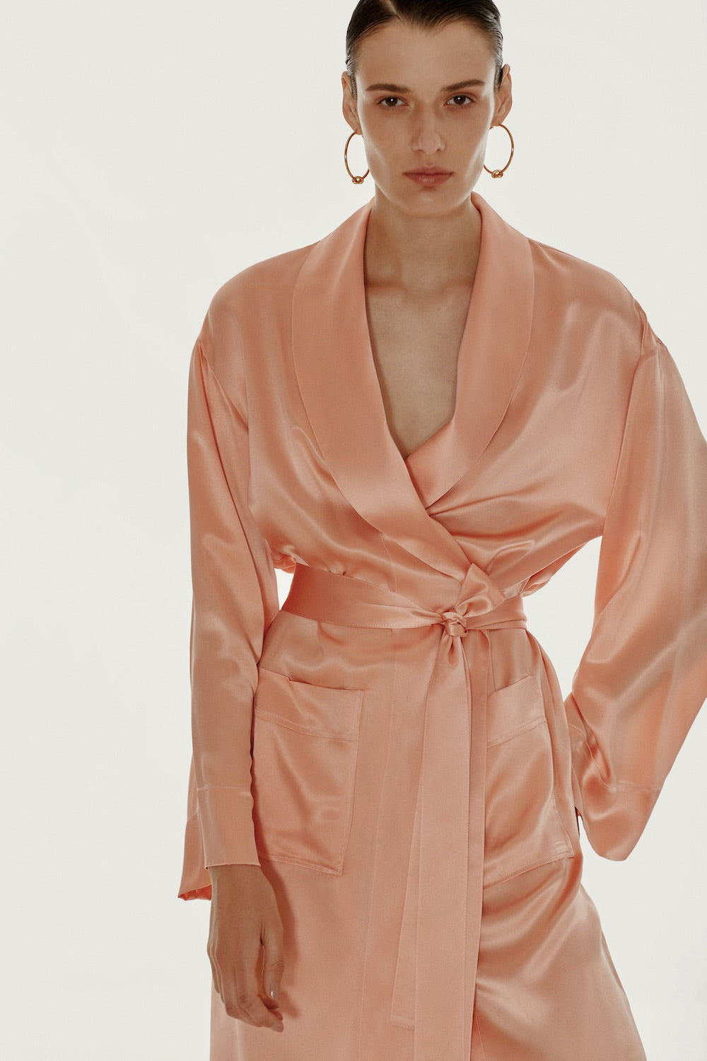 LESSLESS – Basic silk robe in orange L-XL