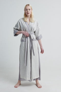 Halos Robe in Dusted Lines on White