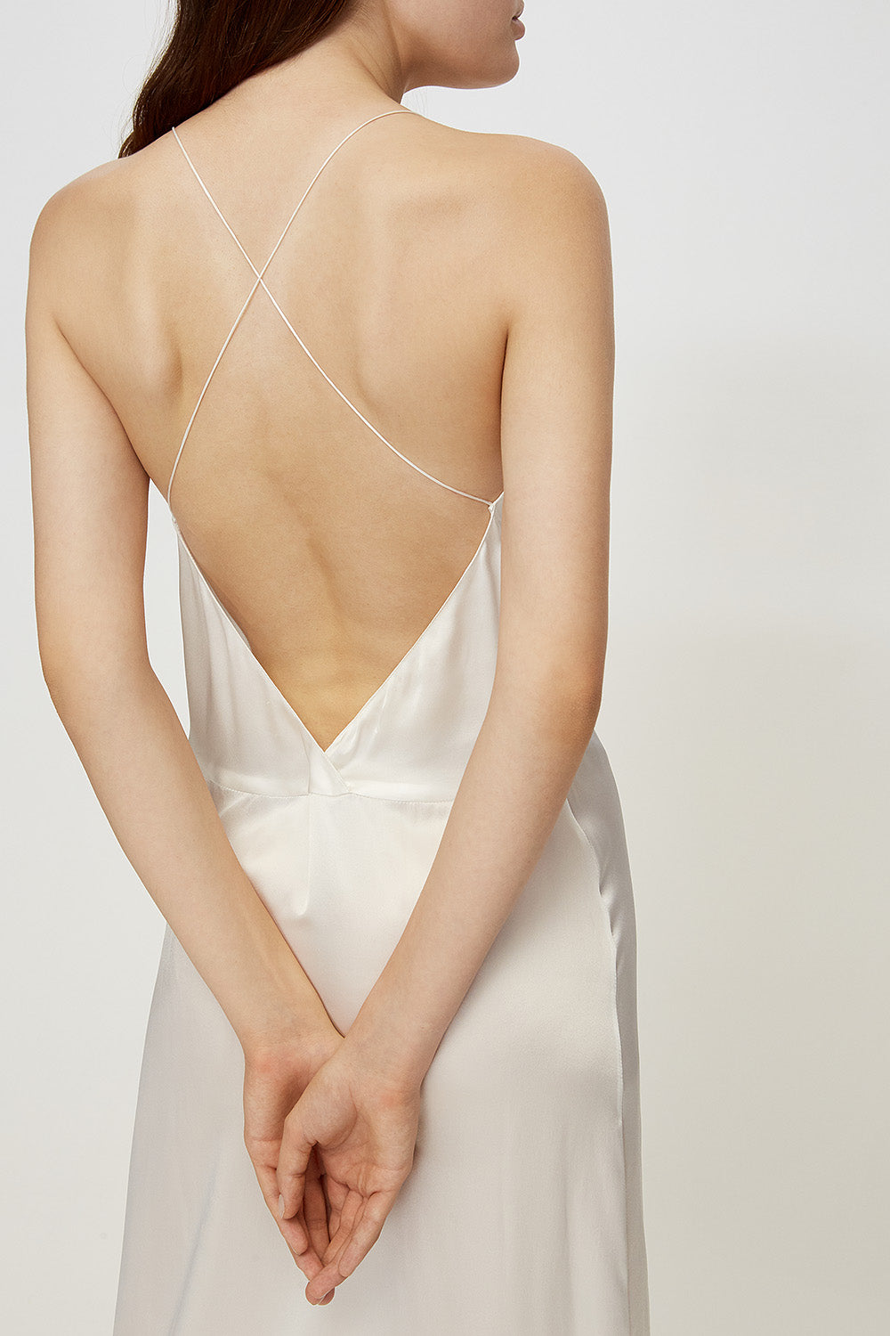 LESSLESS – Open-back slip dress in White L