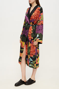 Reversible midi silk robe featuring a relaxed fit in floral black/black